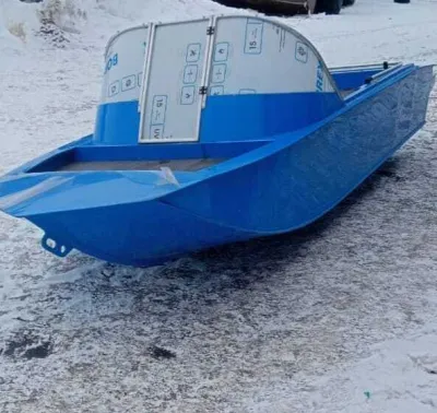 Лодка Ресурс 440ДС