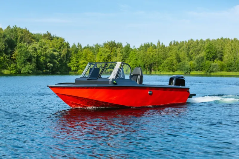 Каютный катер BERKUT M-Fisher, фото: 2