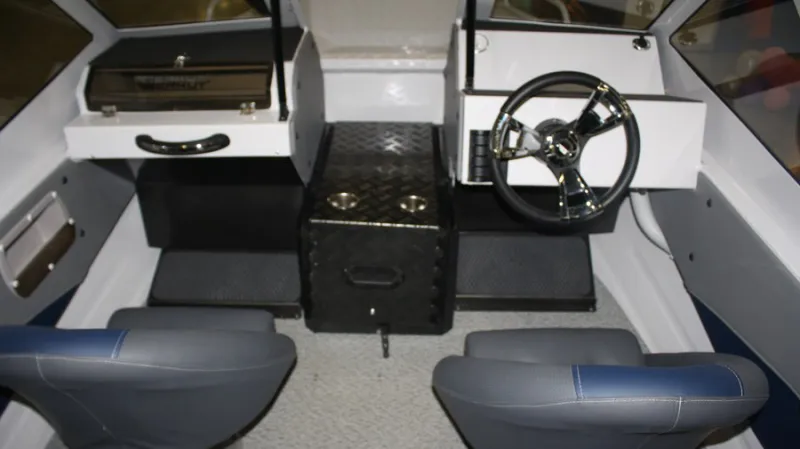 Катер BERKUT L-Fisher, фото: 33