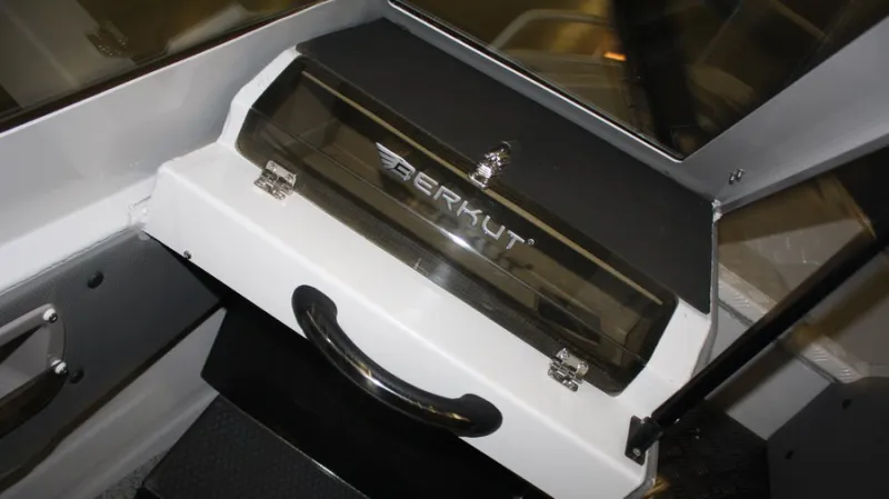 Катер BERKUT L-Fisher, фото: 31