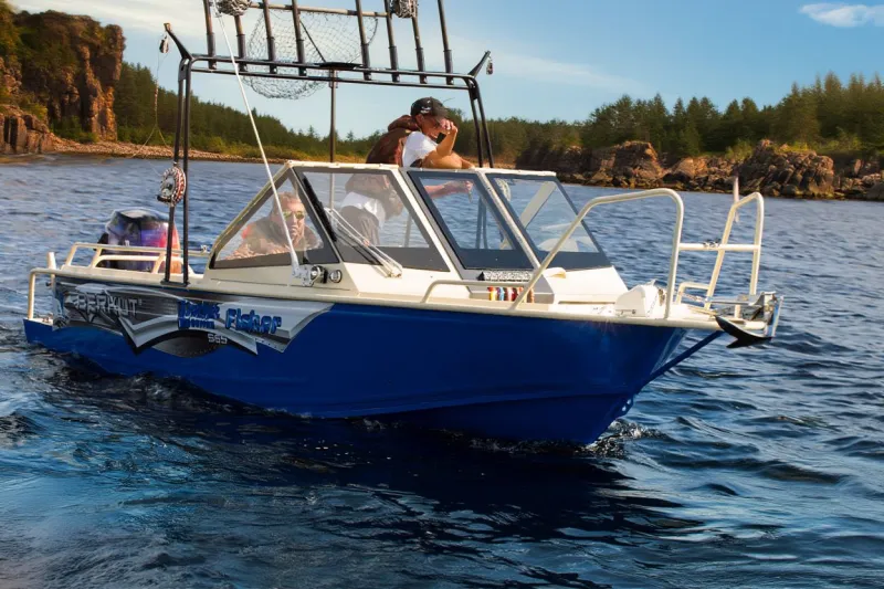 Каютный катер BERKUT L-Fisher, фото: 2