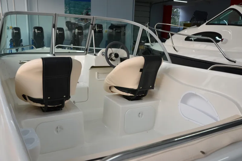 Алюминиевая лодка Корвет 500 FISH, фото: 11