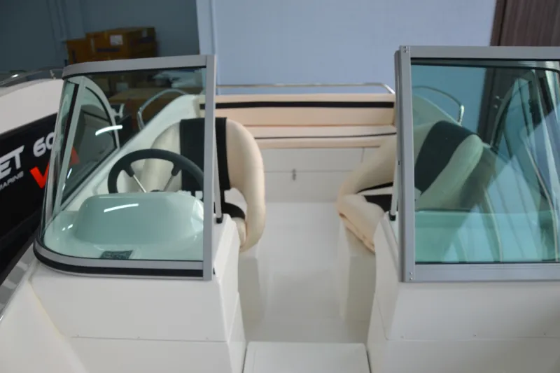 Алюминиевая лодка Корвет 500 FISH, фото: 14