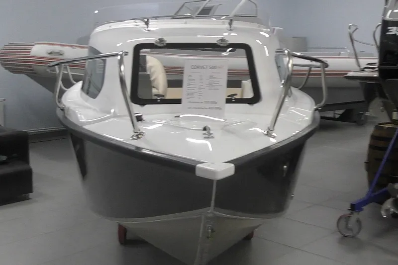 Пластиковая лодка Корвет 500 HT, фото: 11