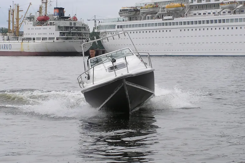 Пластиковая лодка Корвет 600 WA, фото: 6