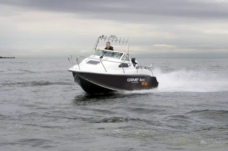 Пластиковая лодка Корвет 600 WA, фото: 8