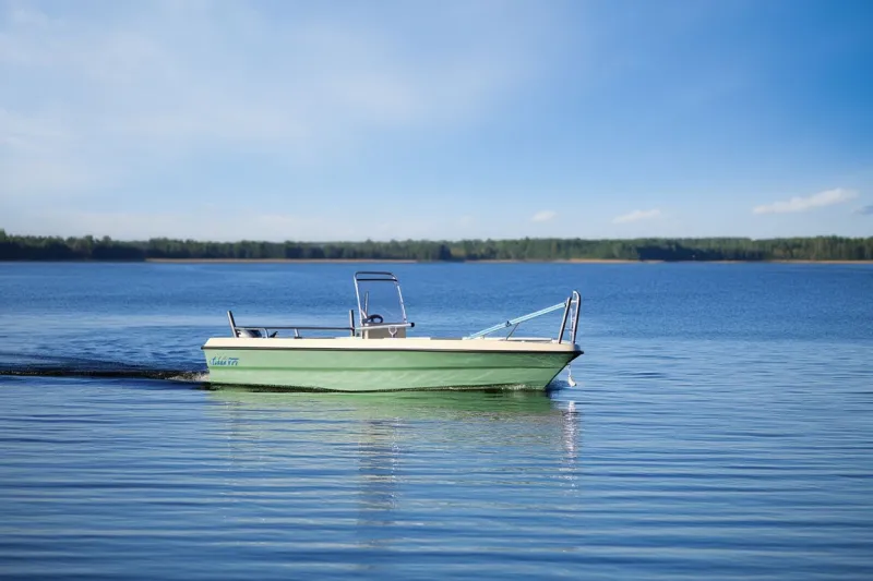 Каютный катер Lokki СЛК-410 Люкс, фото: 2