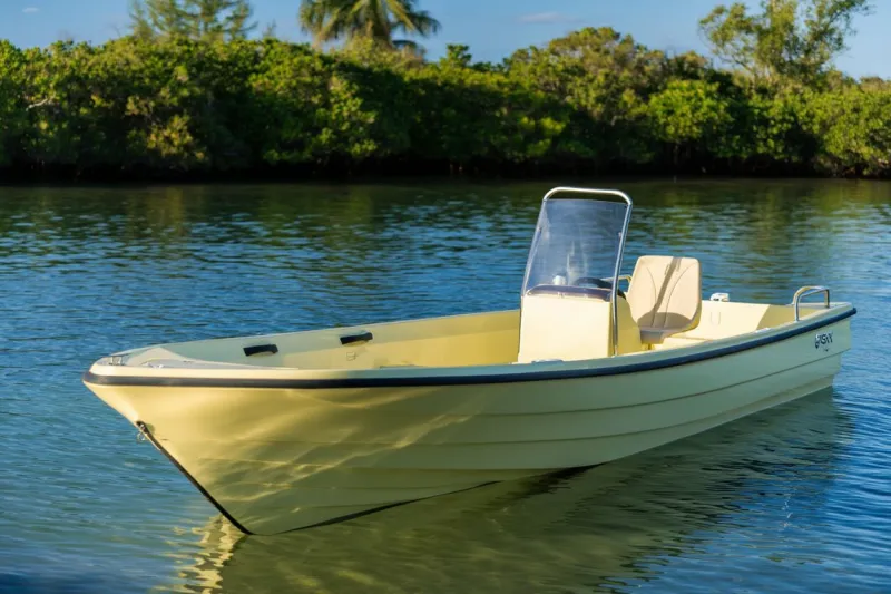 Каютный катер Hanhi СЛК-480 с дистанционным управлением, фото: 2