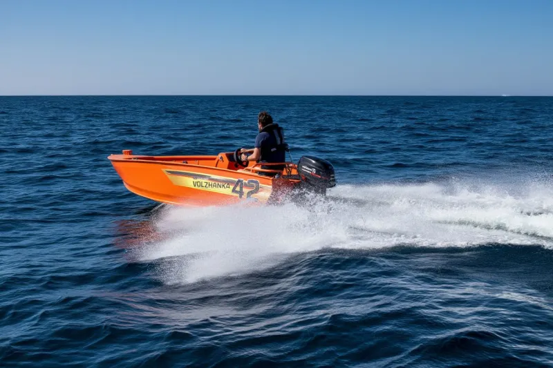 Моторная лодка Волжанка 42, фото: 7
