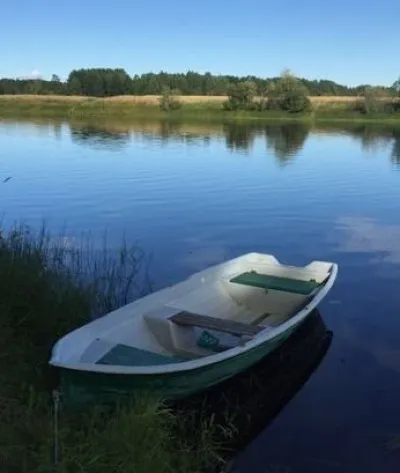 Лодка СЛК-460 с I средней банкой