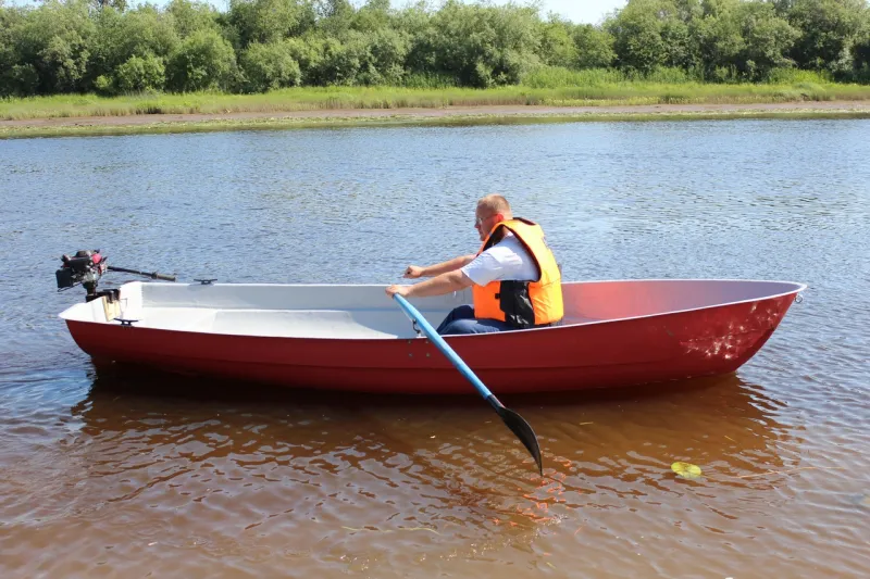 Пластиковая лодка Altan 42, фото: 1