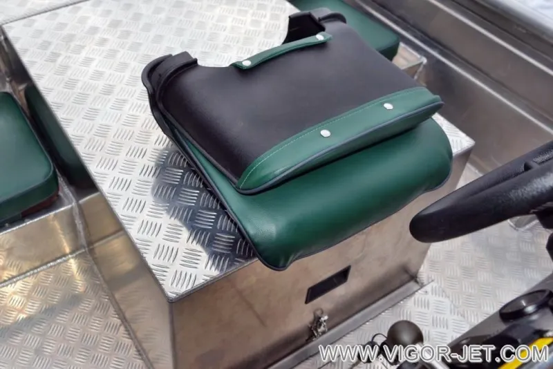 VIGOR 560 (B) Centre Consol, фото: 16