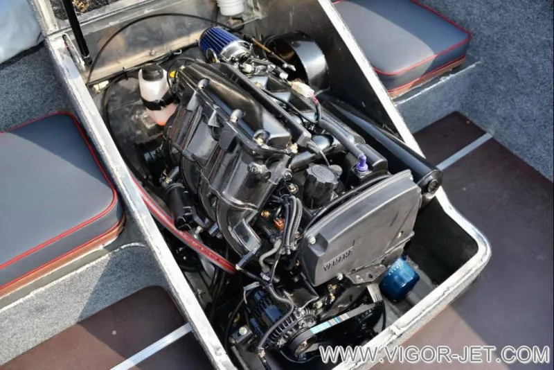 VIGOR 540 (A) Closed Bow, фото: 5