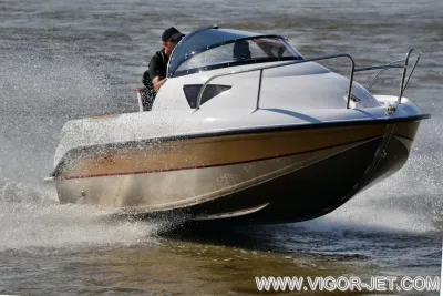 Лодка VIGOR 480 (S) Walk Around