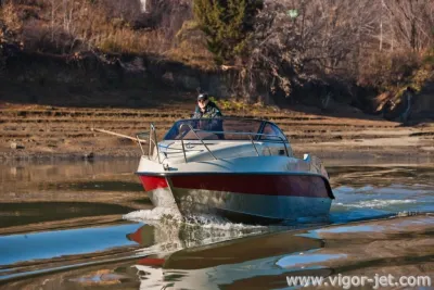 Лодка VIGOR 620 (L) Walk Around