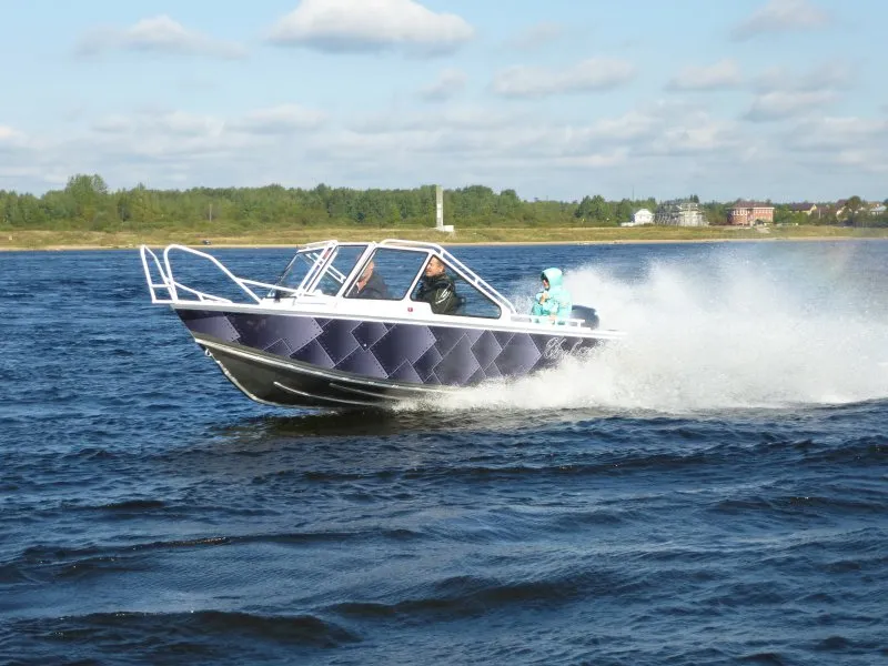 Алюминиевая лодка Уралъ 570, фото: 1