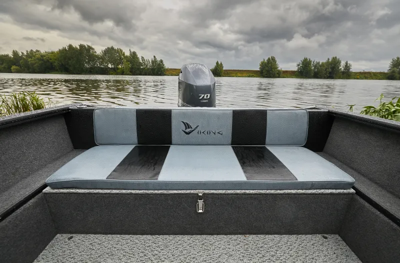 Алюминиевая лодка Viking 4.6 F, фото: 4