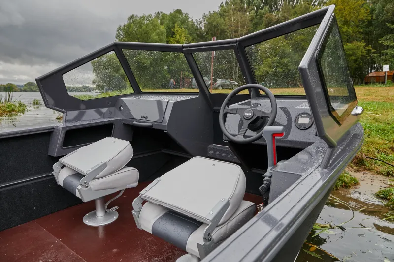 Алюминиевая лодка Viking 4.6 F, фото: 3