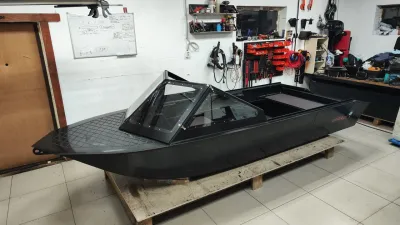 Лодка GOONCH 425 sL