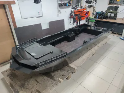 Лодка GOONCH 460 mud wide