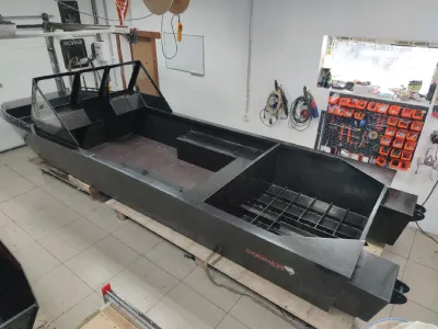 Лодка GOONCH jet 600