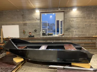 Лодка Киммерия 400R