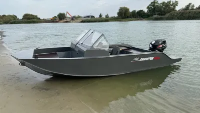 Лодка Киммерия 440DC