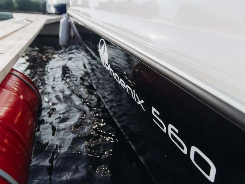 Phoenix 560, фото: 24