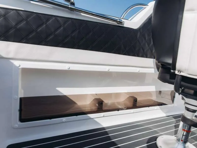 Phoenix 560, фото: 4