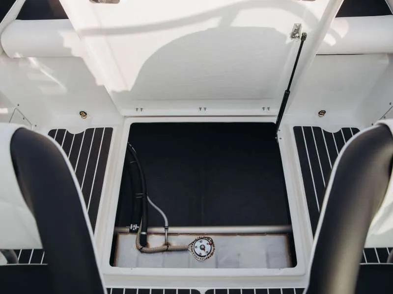 Phoenix 560, фото: 6