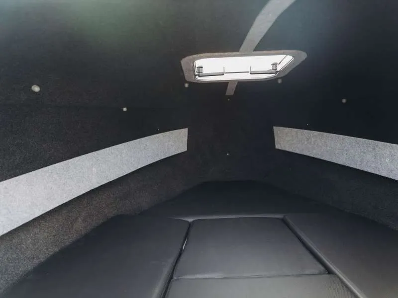 Phoenix 560, фото: 7