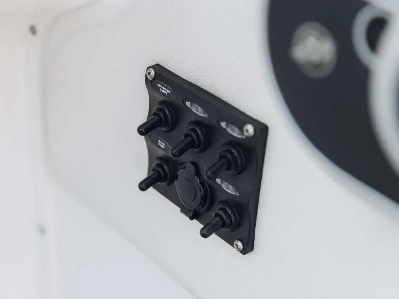 Phoenix 560, фото: 15