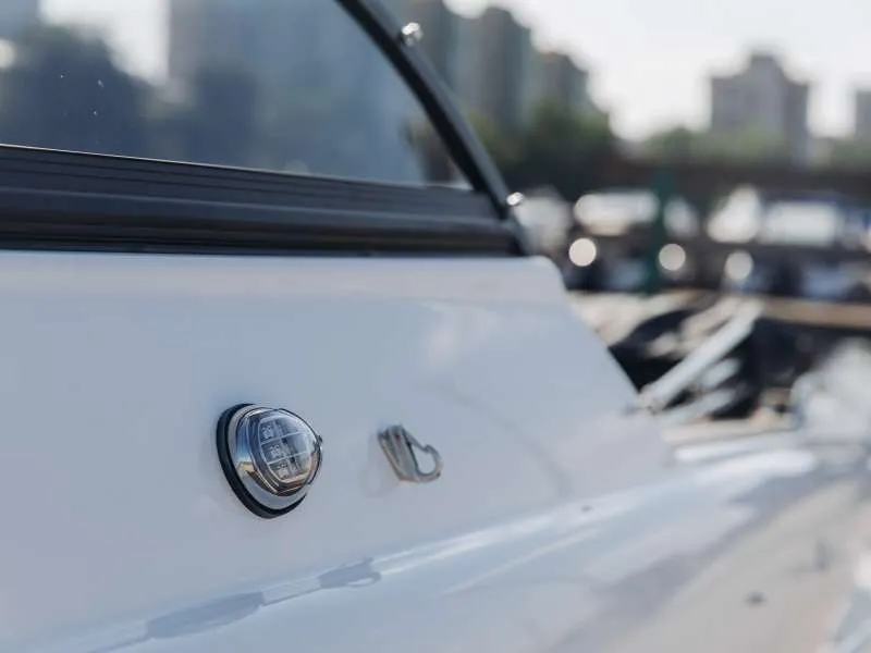 Phoenix 560, фото: 16