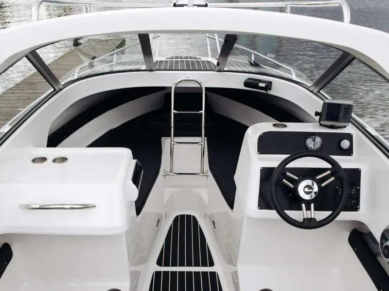 Пластиковая лодка Phoenix 600HT, фото: 17