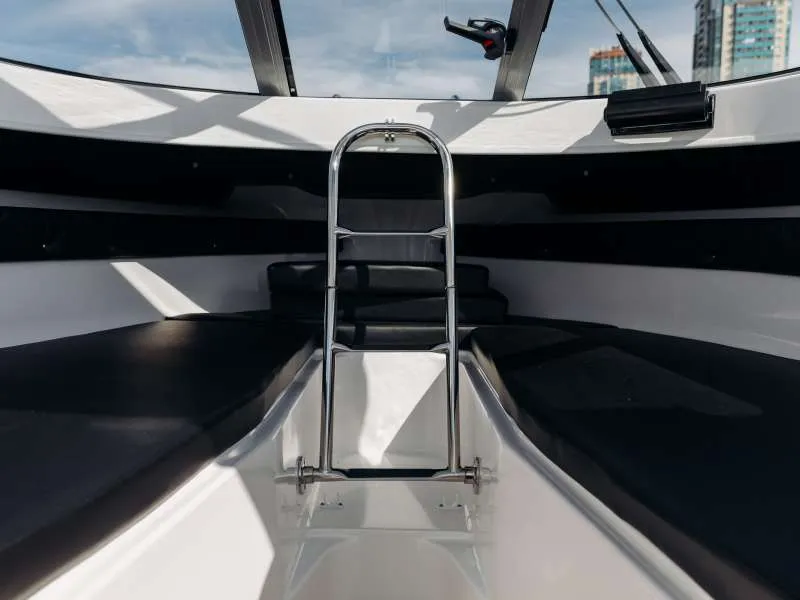 Пластиковая лодка Phoenix 600HT, фото: 16