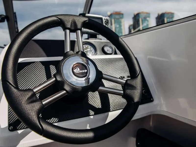 Пластиковая лодка Phoenix 600HT, фото: 13