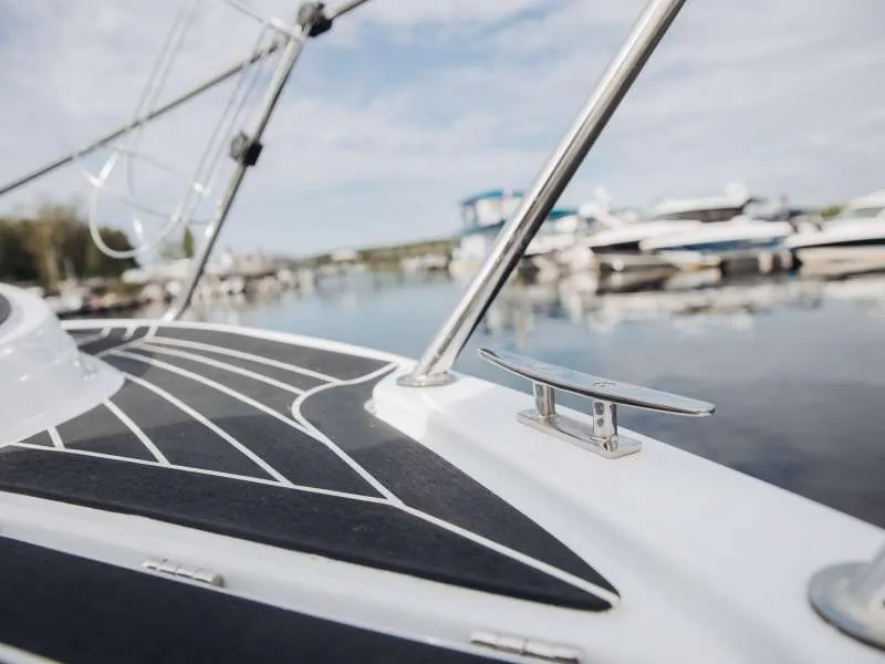 Пластиковая лодка Phoenix 700 Cabin, фото: 39