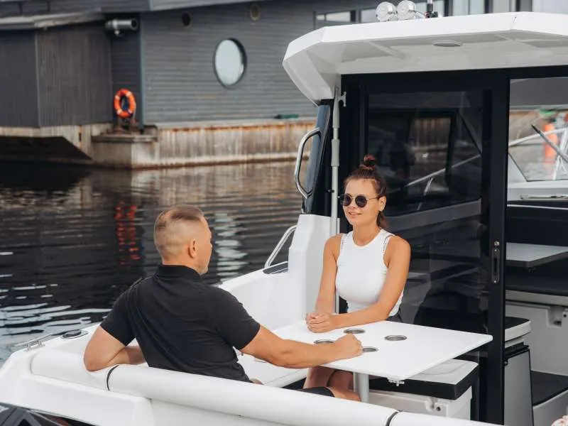 Пластиковая лодка Phoenix 700 Cabin, фото: 37