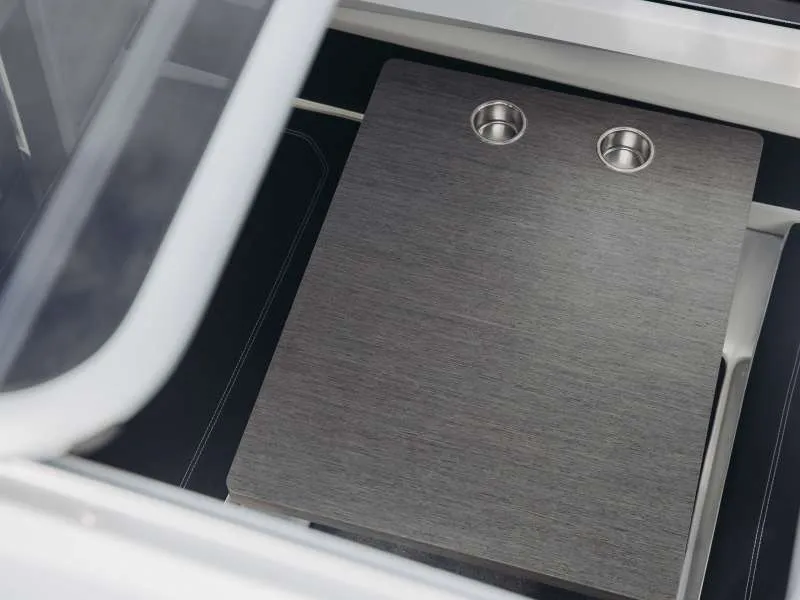 Пластиковая лодка Phoenix 700 Cabin, фото: 38