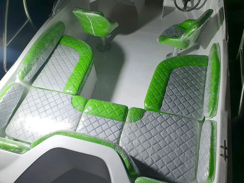 Моторная лодка Касатка VT 530 bowrider, фото: 30