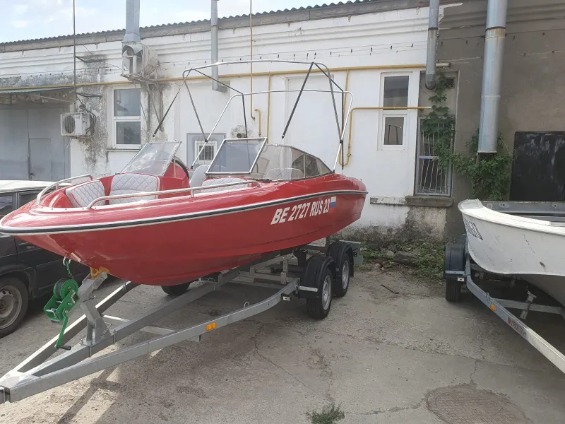 Моторная лодка Касатка VT 530 bowrider, фото: 37