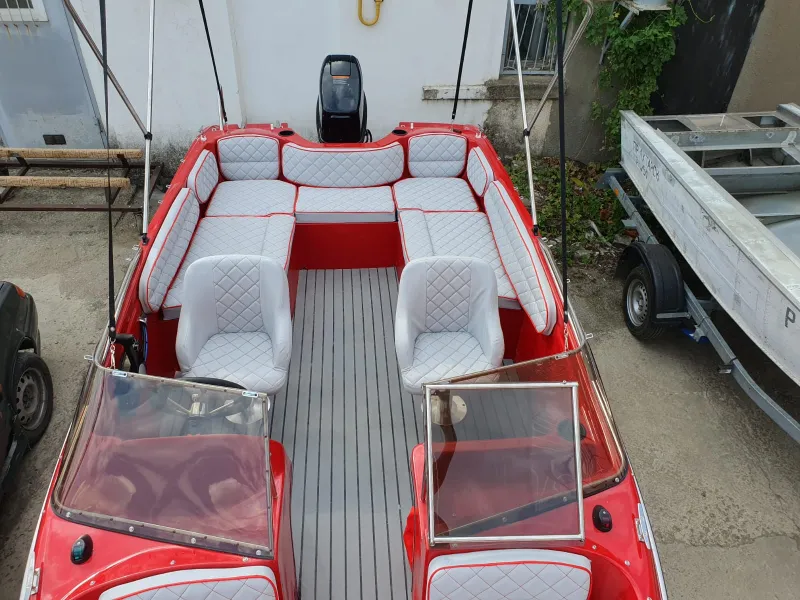 Моторная лодка Касатка VT 530 bowrider, фото: 46