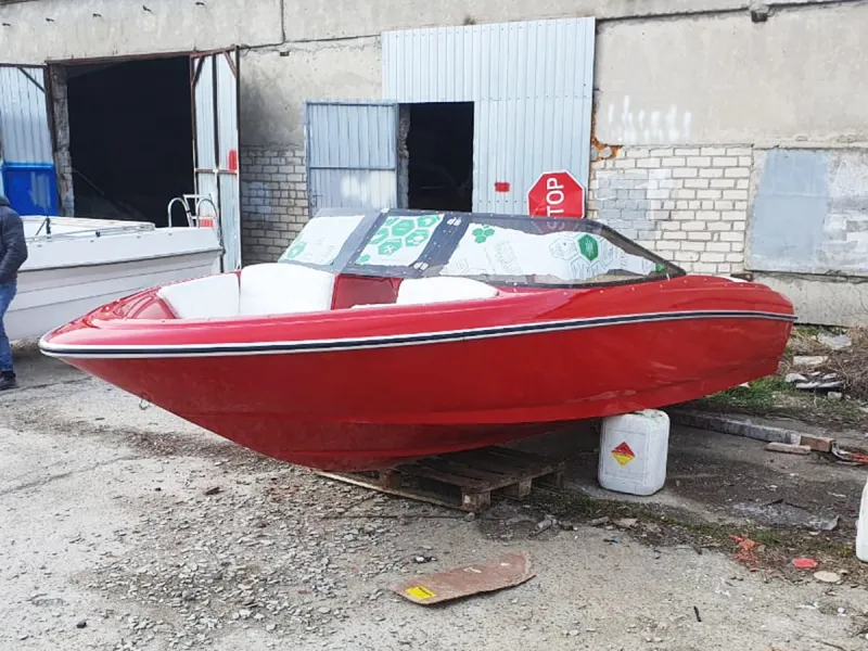 Моторная лодка Касатка VT 530 bowrider, фото: 59