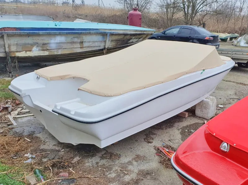 Моторная лодка Касатка VT 530 bowrider, фото: 62