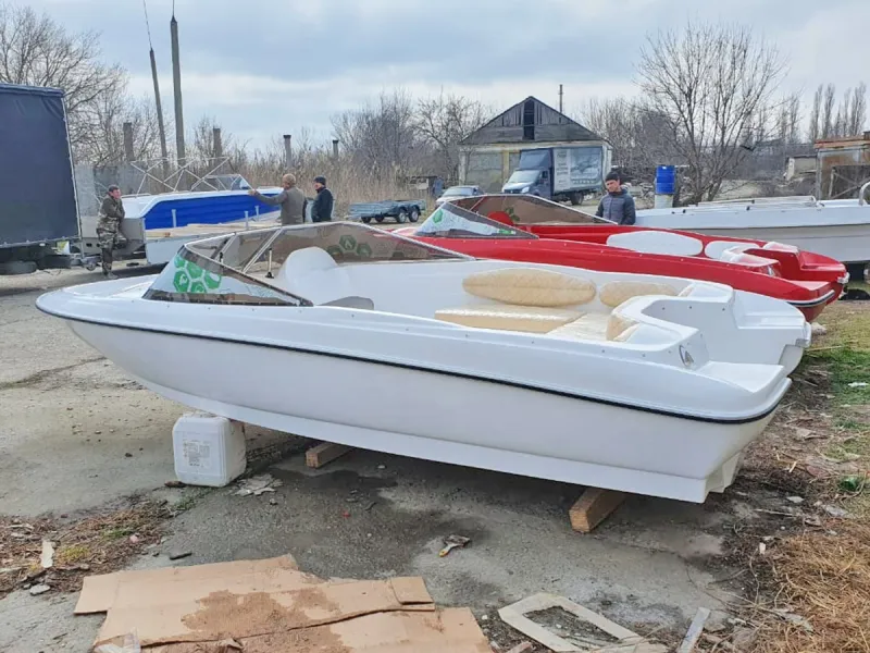 Моторная лодка Касатка VT 530 bowrider, фото: 70