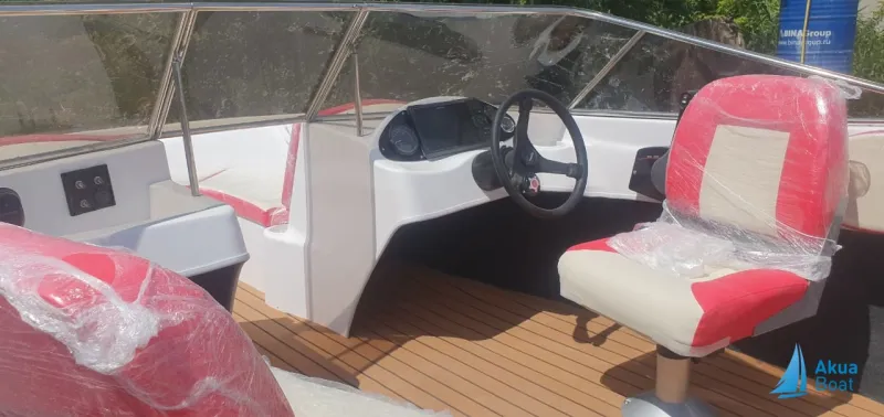 Моторная лодка Касатка VT 530 bowrider, фото: 85