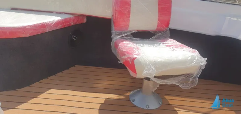 Моторная лодка Касатка VT 530 bowrider, фото: 87