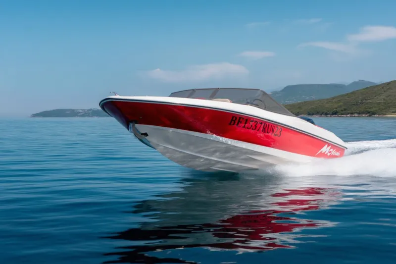 Пластиковая лодка Касатка VT 530 bowrider, фото: 7