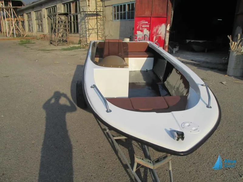 Пластиковая лодка Касатка 450, фото: 37