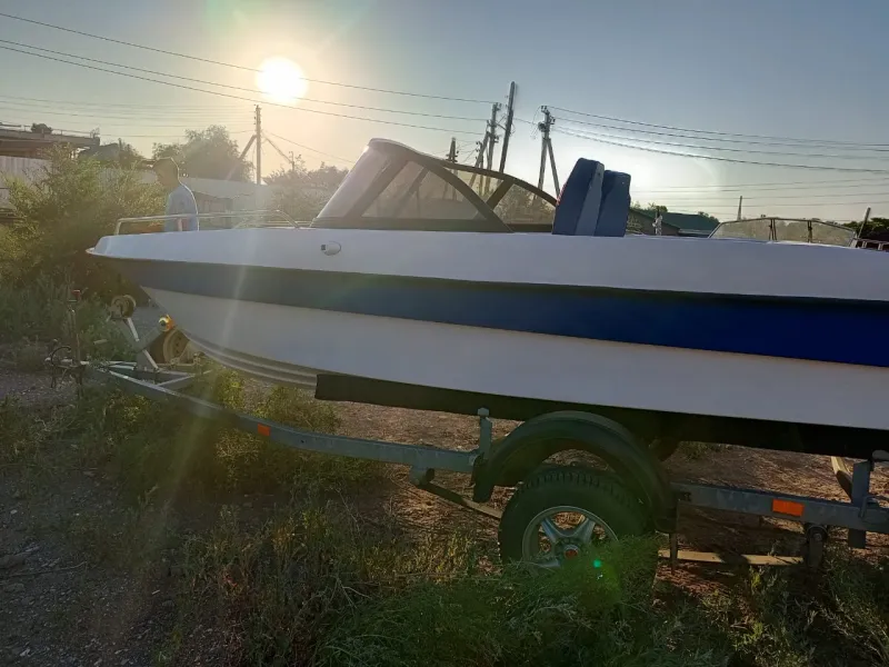 Весельная лодка Mistik 475, фото: 2